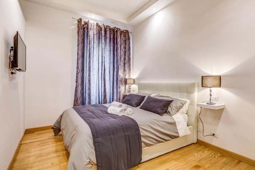 Prati Luxury Suites Рим Стая снимка